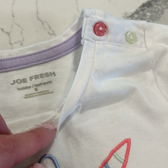 Size 5 Unicorn T-shirt with pink denim jeggings - Picture 3 of 4